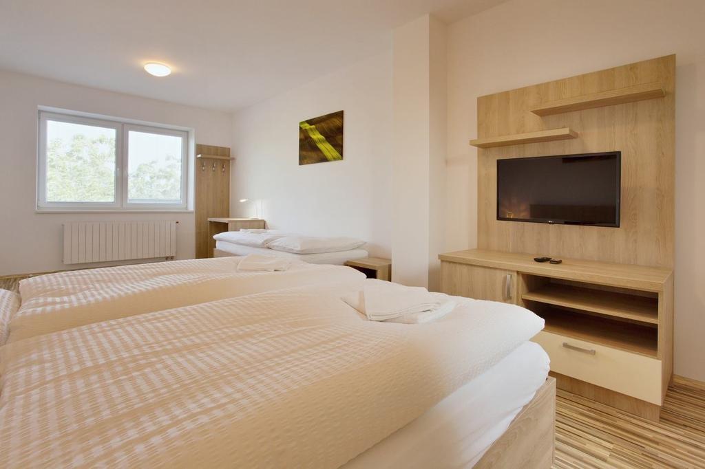 Hotel Rokava à Rohatec Extérieur photo
